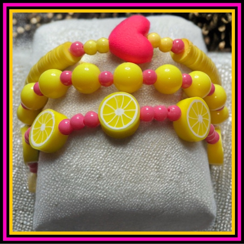 Set of 3 elastic bracelets- lemon/hearts- ( new handmade )